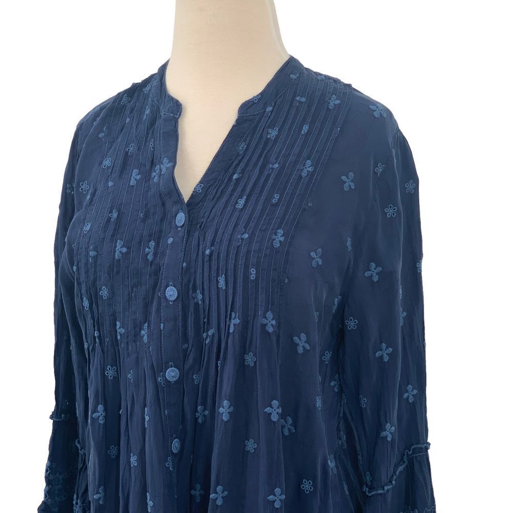 Johnny Was Manchengo Boho Navy Blue Pleated Embroidered Eyelet Tunic Size S - Picture 9 of 10